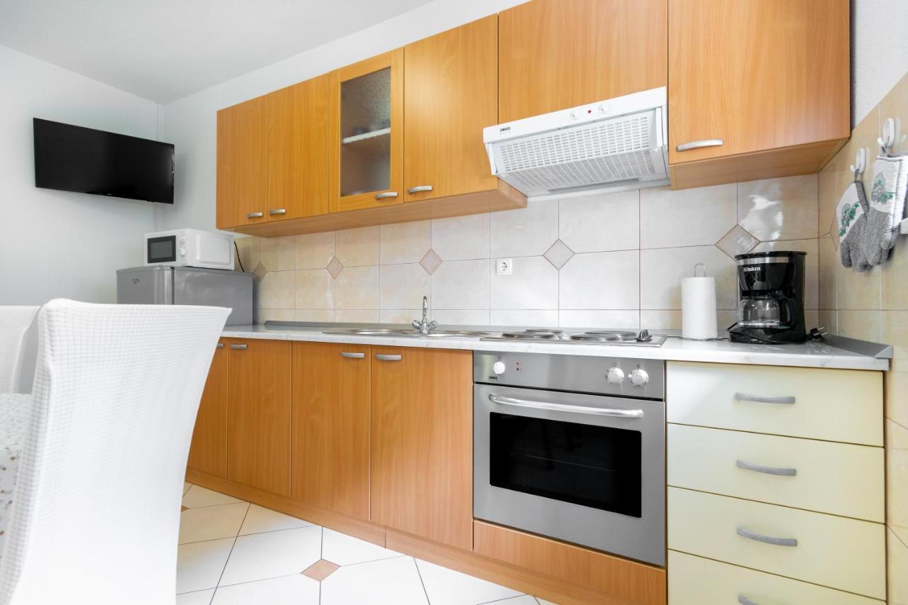 Roko Apartment Baska Voda