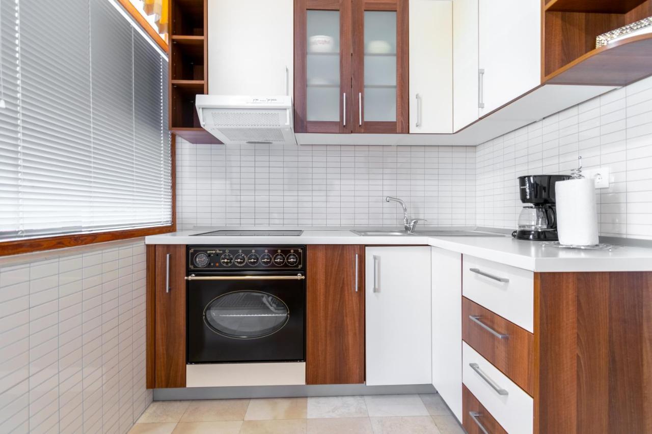 Roko Apartment Baska Voda